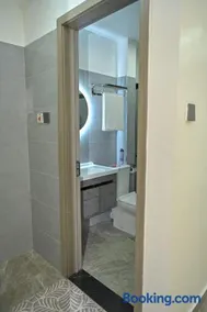 Nicestay Homes - Image 4