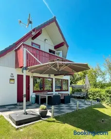 Ferienhaus "Gestiefelter Kater" am See im Bergland - Image 2