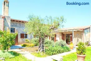 Bright Apartment in Minervino di Lecce with Shared Pool - Image 4