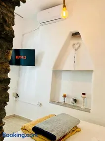 Pallada Boutique Tinos - Image 5