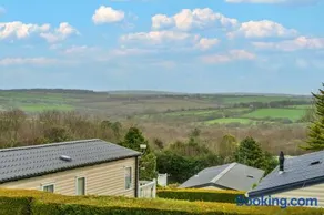 Finest Retreats - Pine Forest Lodge - Image 4