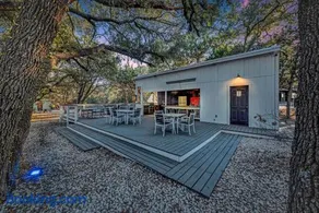 The Driftwoods | Clubhouse | Hot Tubs | Fire | Projector - Image 4