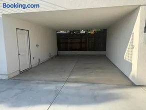 Conveniently Located Near JPL Rose Bowl and Freeway - Image 2