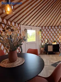 Yurt 2-4p - Image 3