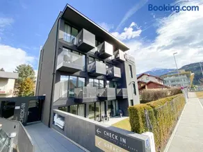 Blackhome Innsbruck City East I contactless check-in - Image 2