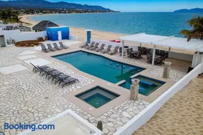 Palacio Blanco Luxury Villa 1 - Image 2