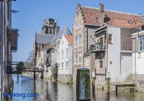 Blom aan de Gracht - Image 1