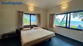 Palm Gardens Beach View Villa - Image 2