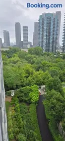 Lovely condo near Lake Ontario - Image 4