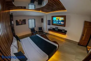 Switch Auto Hotel - Image 2