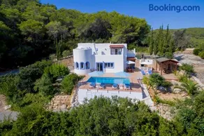 Charming villa with pool, Can Toni Mateu. - Image 1