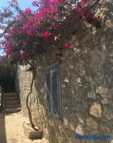 Angeliko's Vourgaris stone house - Image 4
