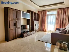 Seafront Apartment - Wifi - Sleeps 6 - ChrisCourt - Image 3