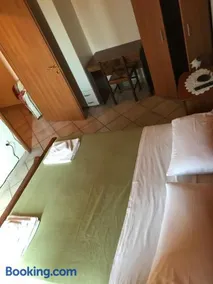 Azienda Agrituristica Le Prunelle - Image 1