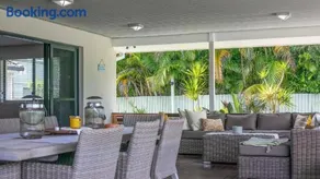 Hamilton House - Lifestyle Yamba - Image 2
