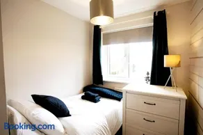 Wigmore Lodge - FREE Parking & Airport & M1 & Contractor & Leisure - Image 5