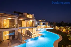 Portes Lithos Luxury Resort - Image 5