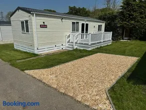 Rosa - Bournemouth Holiday Home - Image 1