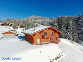 PetitChevrier - 6BR Spacious Chalet in Villars - Designed for Accessibility - Image 1