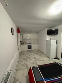 Apartament Cozy și Luxos , Recent Renovată, ideală pentru Cazare Hoteliera - Image 2