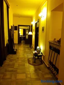Iris Villa - Image 5