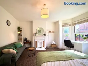 Central Reading Guest House - Image 2