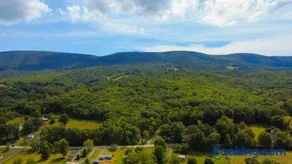 Family Mountain Escape l Views l Near Homestead - Image 4
