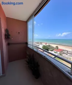 Flat à beira-mar com vista para a praia do meio - Image 1