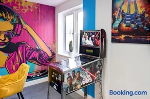 Music Vibes City Centre-Sleep 4-Private Cark Park-Long Stays Discounts - Image 4