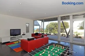 120 Seagull Hayborough - Wi-Fi Beach Pet Friendly - Image 2