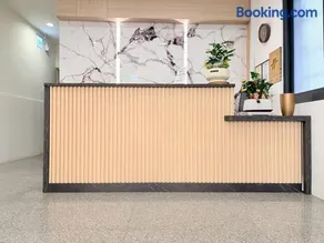 Jian Guo Hotel - Image 3