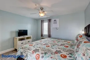 Surf City Beach Motel Sea Breeze Getaway - Image 2