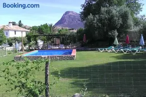 Cortijo, Grazalema, piscina, 5 Hbts con baño, AC, - Image 1