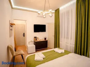 Luna Boutique - Image 3