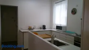 Alex Home - Image 4