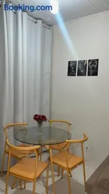 Casa com piscina, garagem, dois banheiros, dois quartos fácil acesso Uber e 99 - Image 2