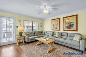 Gulfside Villas 3 - Image 1