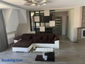 Lenti Central Apartman - Image 1