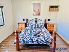 Wombat Cottage Albury - Image 2