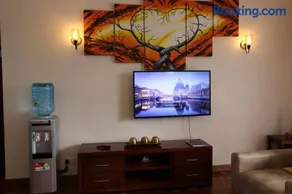 Glamour Suites - Image 3