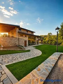 Domus Lauri - Image 1