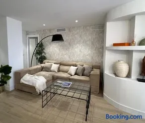 Apartamento con Terraza Soho Centro Malaga - Image 1