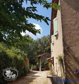 Maison Amandre en Pleine Nature - Mas Lou Castanea - Image 1