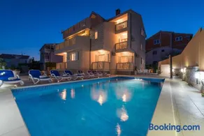 Apartments Pralija - Image 1