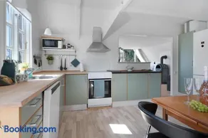 Rent A Charming And Well-Maintained Holiday Home With A Beautiful Sea View In Ebeltoft - Image 2