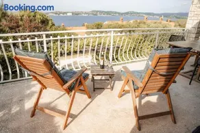 Casa Monterosso - great sea view, free parking, large terrace, near the sea - Image 4