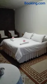 Hamba Kancane Ma-Africa Guest House - Image 2