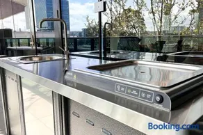 BoxHill 2BR 2BR APT- Heated pool,Sauna,Gym L12 - Image 3