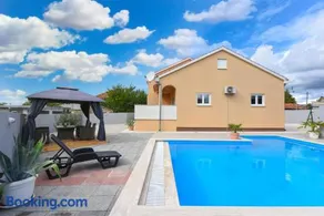 Villa Delmonicos ZadarVillas - Image 2