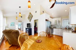 Eastwind Elegance - Image 3